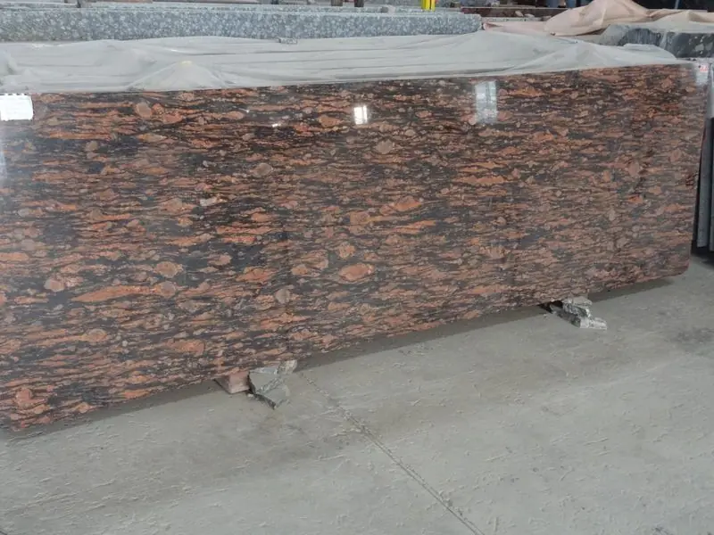 Brazil Brown granite slab: brown and black grain